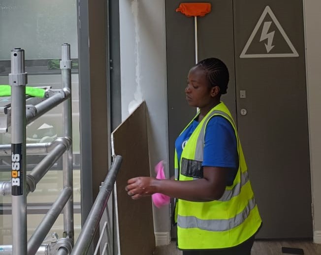 da1fdf7a-dc49-421f-aa4a-ff631f7d7336